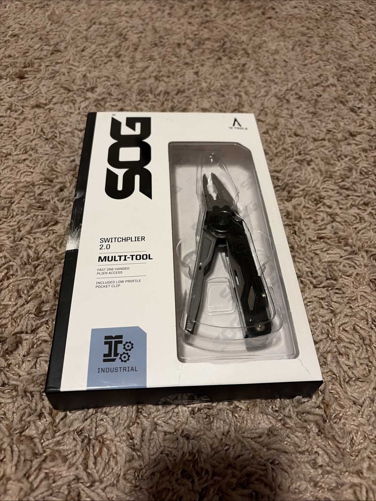 SOG Daily SwitchPlier 2.0, 12-in-1 Multi-Tool w/ One-Hand Deploy – SWP1001-CP