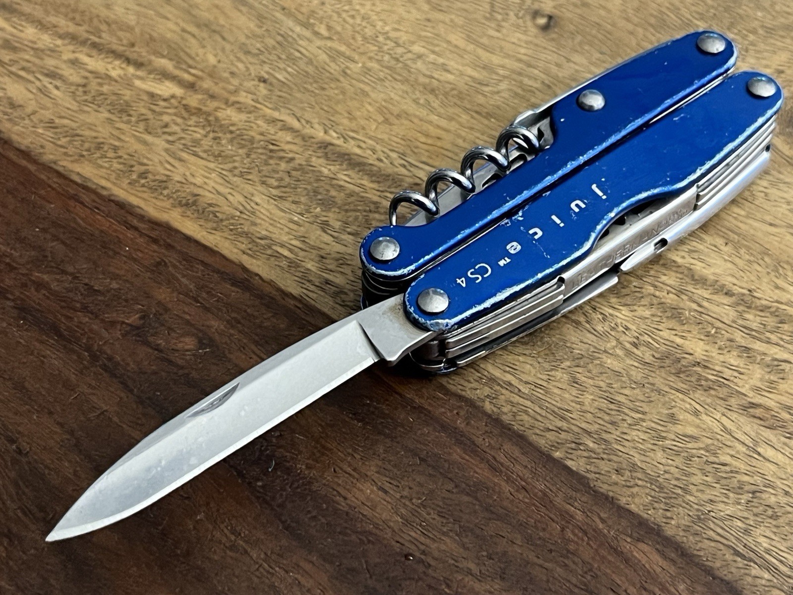 Retired Leatherman Juice CS4 Blue 15-In-1 Retired Multi-Tool Knife DISCONTINUED