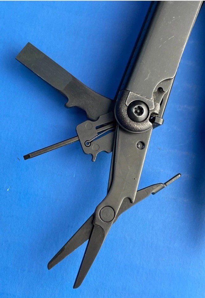 Leatherman Wave Plus + Multi-Tool! BLACK OXIDE! WITH SHEATH! Great Condition