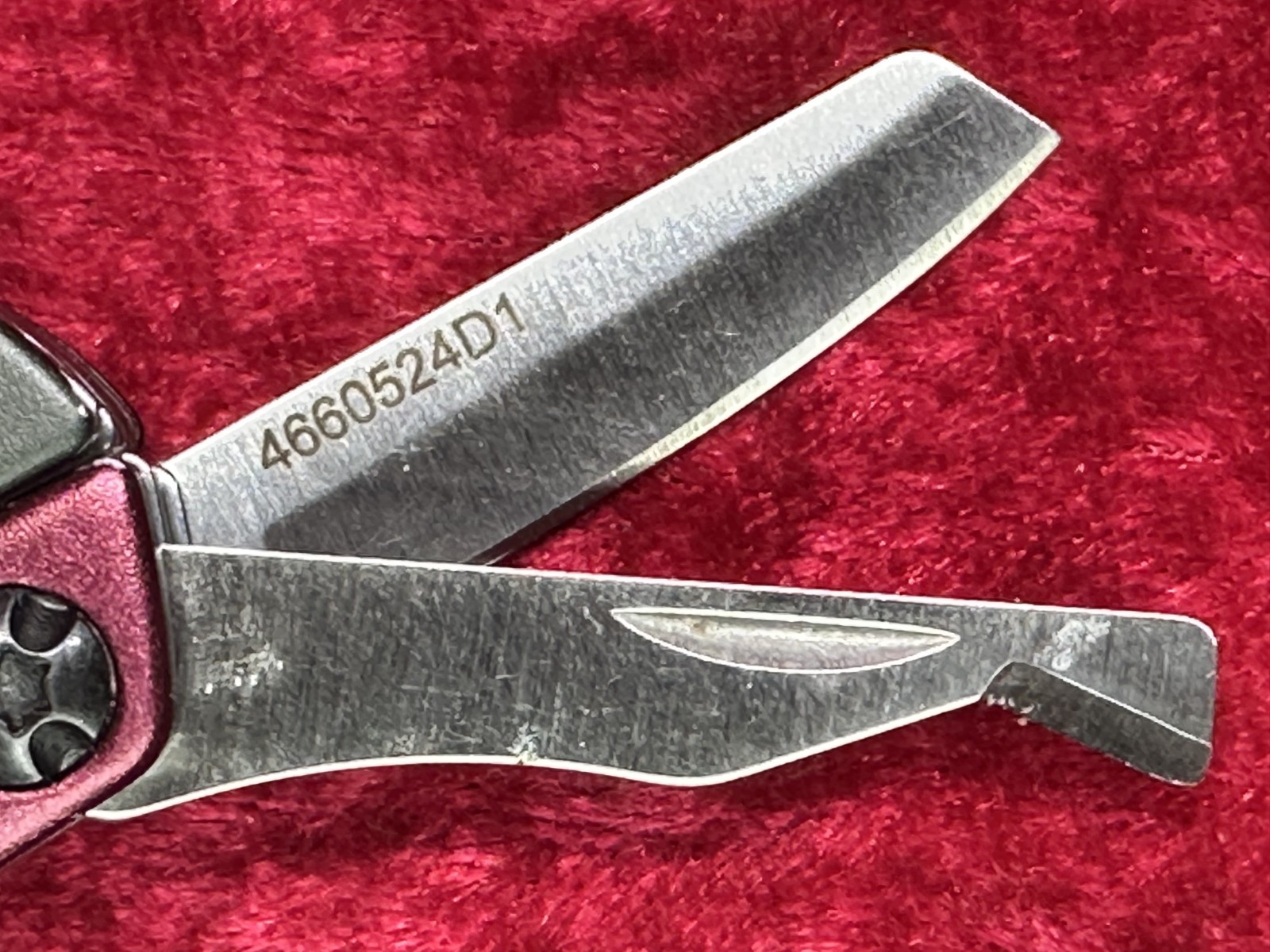 Gerber Dime Burgundy Wine Mini Multi-Tool Keychain Random Pick Rare Color (445)