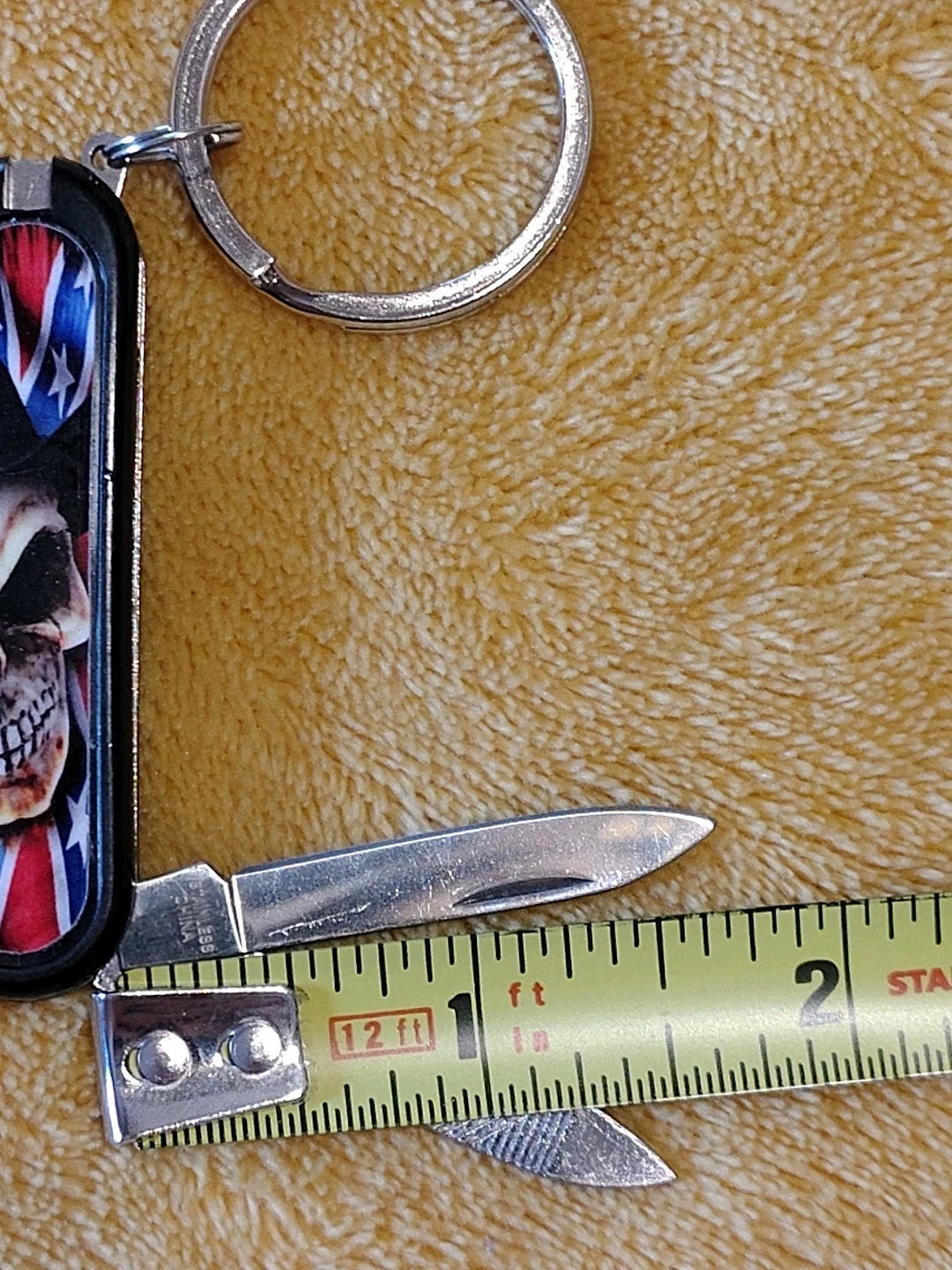 Mini Multi-Tool Keychain Pocket Knife – Skull Art w/ Stars & Stripes – 7 Tools