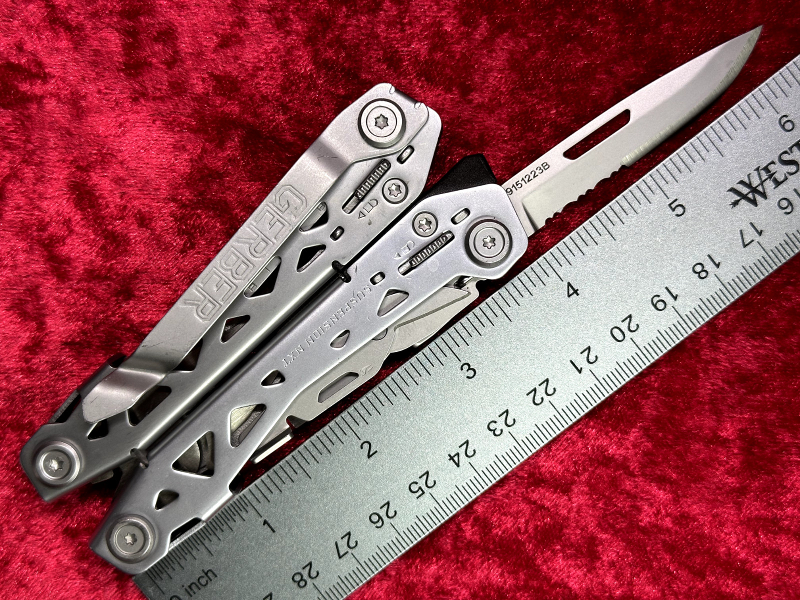 Gerber Suspension NXT Stainless Multi-Tool Pliers No Sheath Random Pick (119)