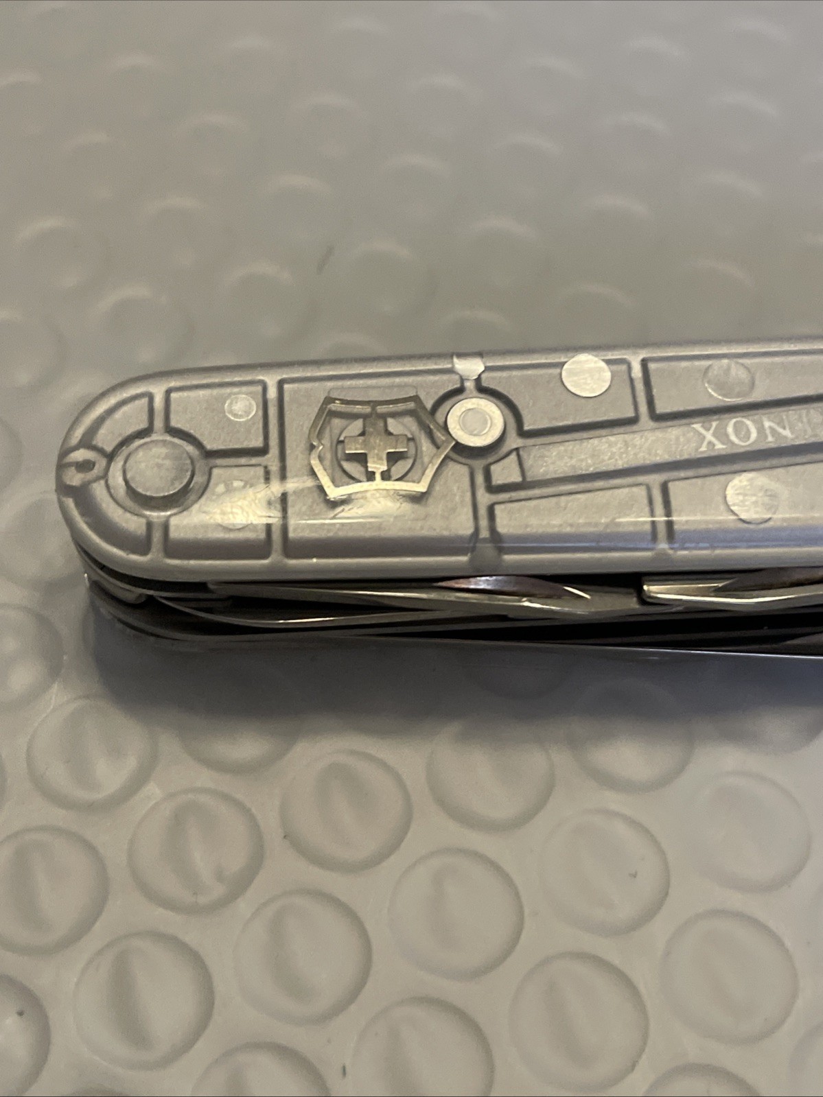 Victorinox Swiss Champ 1.6794.T7 31-in-1 MultiTool Pocket Knife Army Camping EDC