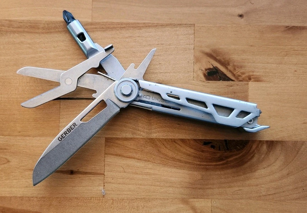 Gerber Armbar Drive Urban Orange Multi Tool Folding Folder EDC Knife – Great Y26