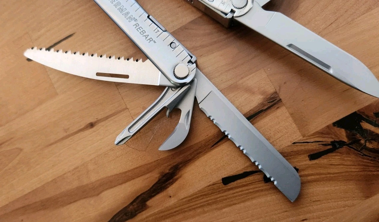 Leatherman REBAR Multi-Tool, Knife, Pliers, Saw w/ Sheath Stainless – New G91