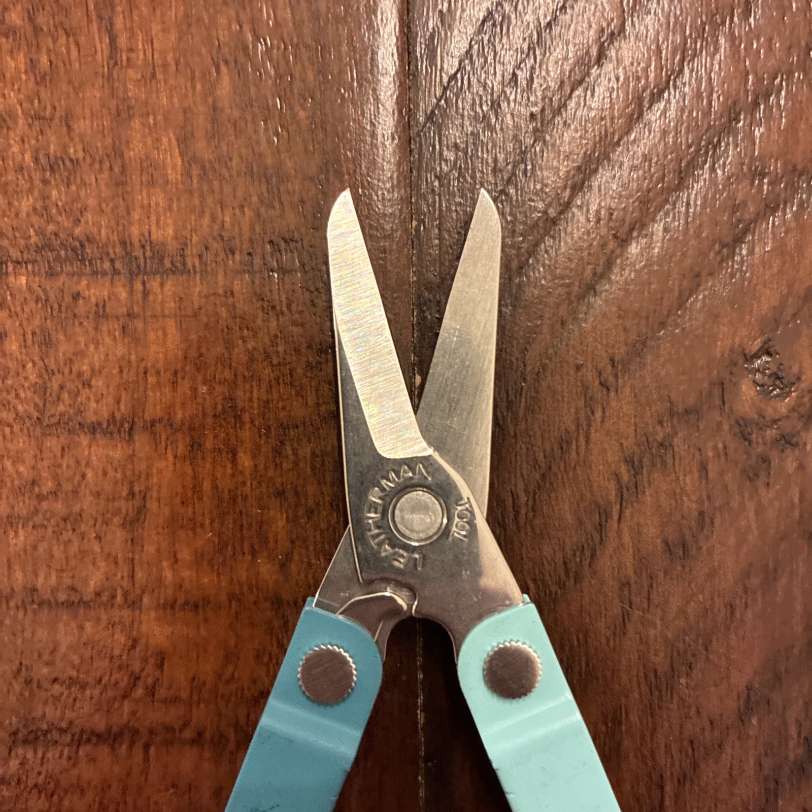 Leatherman Micra Parakeet 10 in 1 Multitool Anodized Aluminum – 06/25