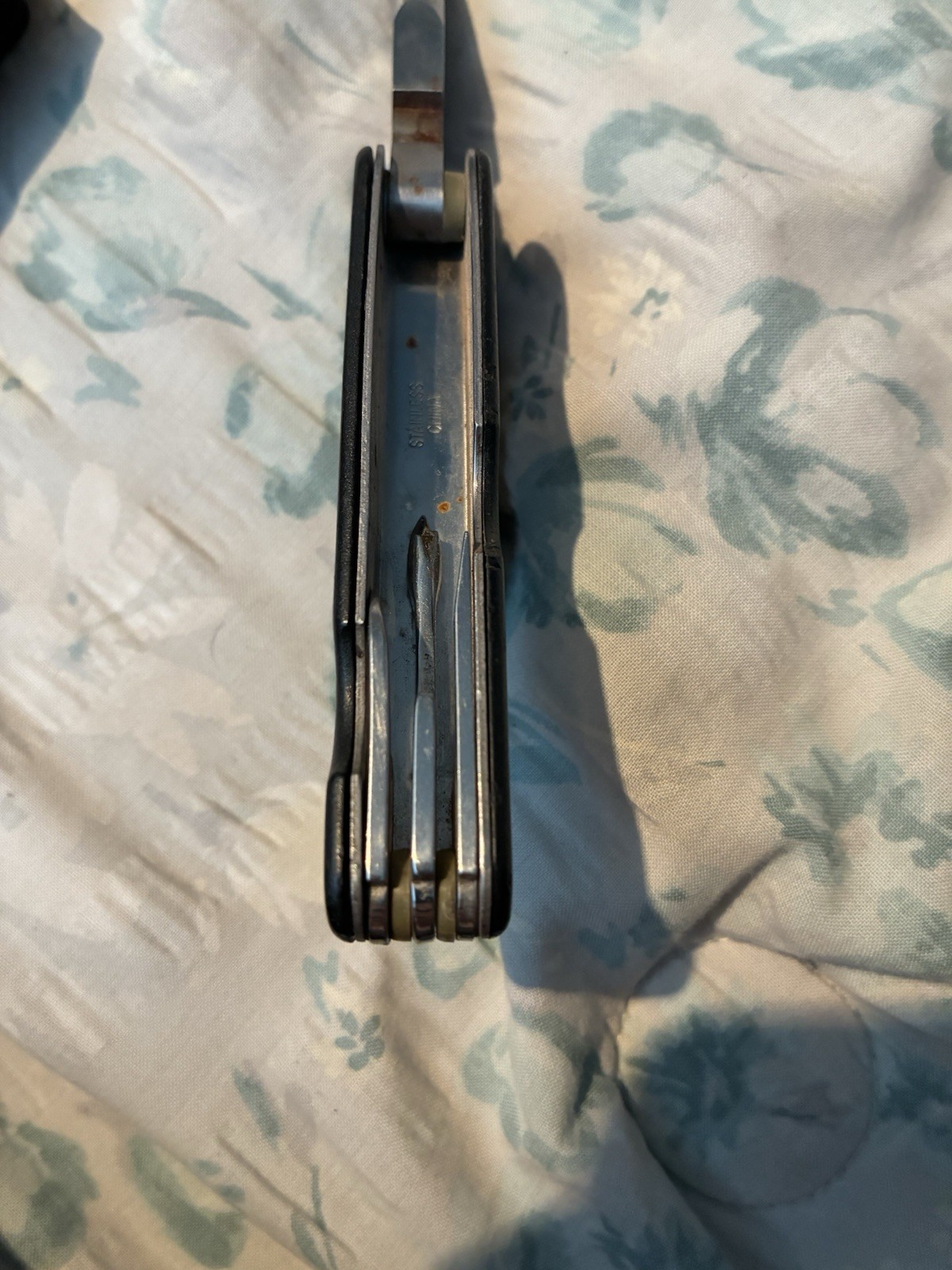 MOUNTAIN QUEST TOOL MULTI POCKET TOOL KNIFE SAW PHILLIPS REGULAR