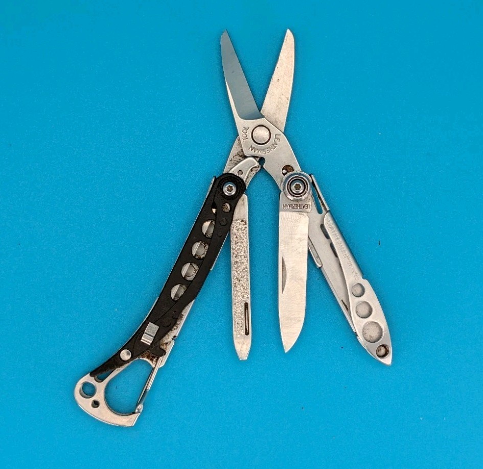 Leatherman Style CS Black Multi-Tool! FAST SHIPPING! USED! SCRATCHING ON BLADE