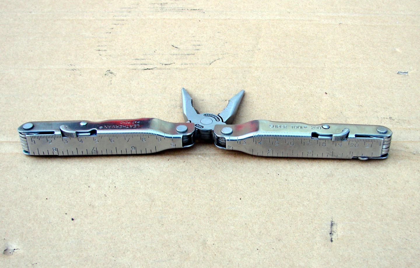 Pat Pend Leatherman Super Tool 200 MultiTool Pliers in Nice Shape 0105