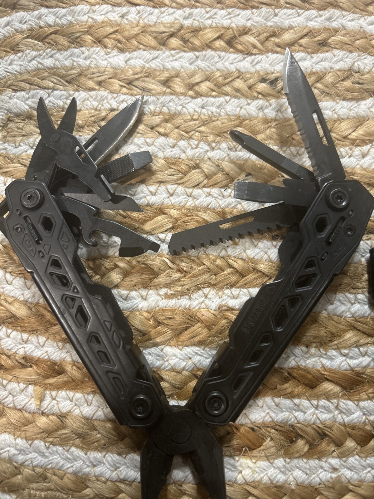 Gerber Truss Multi Tool with Sheath