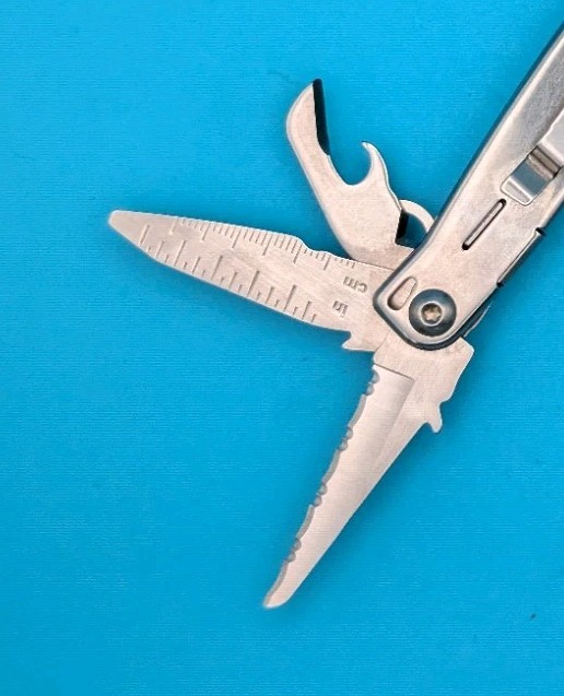 Leatherman Bolster 13 Tool Stainless Steel Multi-Tool!