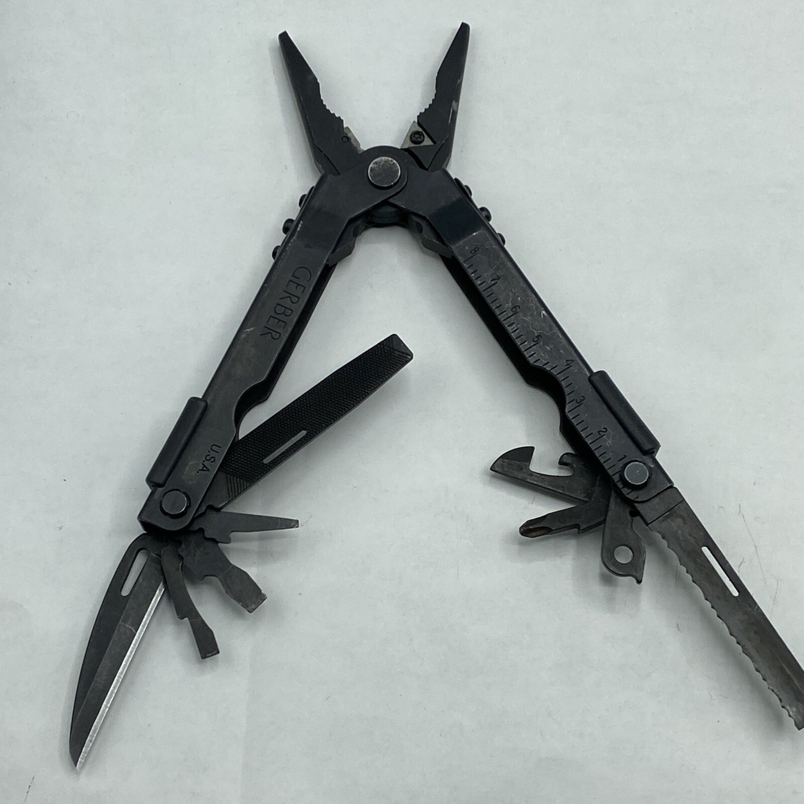 Gerber MP 600, Carbide Cutters, Needlenose – Black