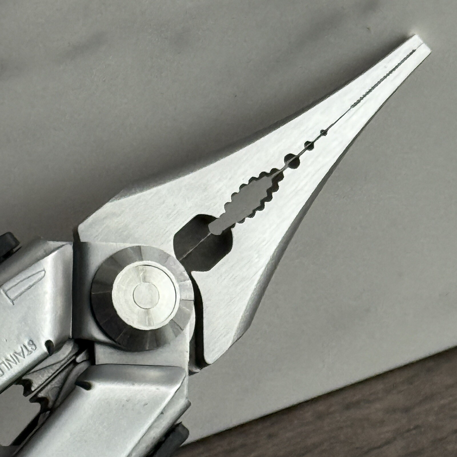 Gerber FLIK Fisherman Multi Plier Gerber FLiK Fish with Extra Long Pliers