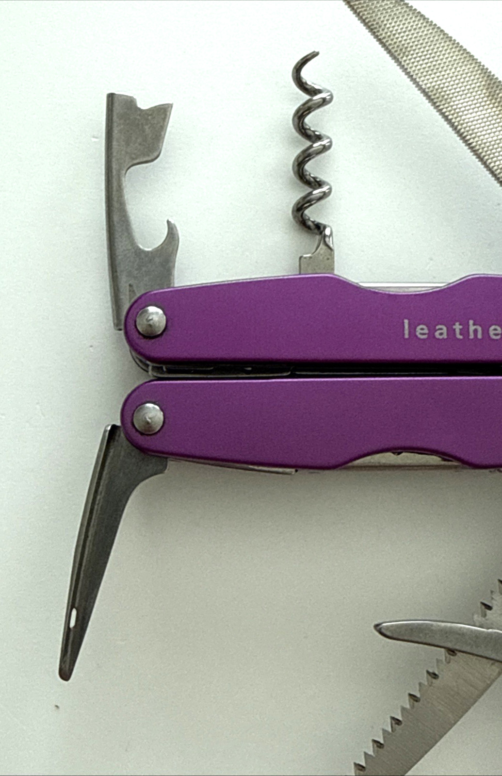 Leatherman Juice XE6 Multi-Tool Purple USA