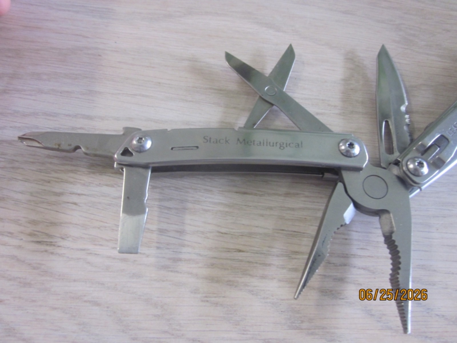 4 A+ USED USA MADE 5 WR (SMALL SIZE) VISE GRIPS & LEATHERMAN WINGMAN MULTI PLIER