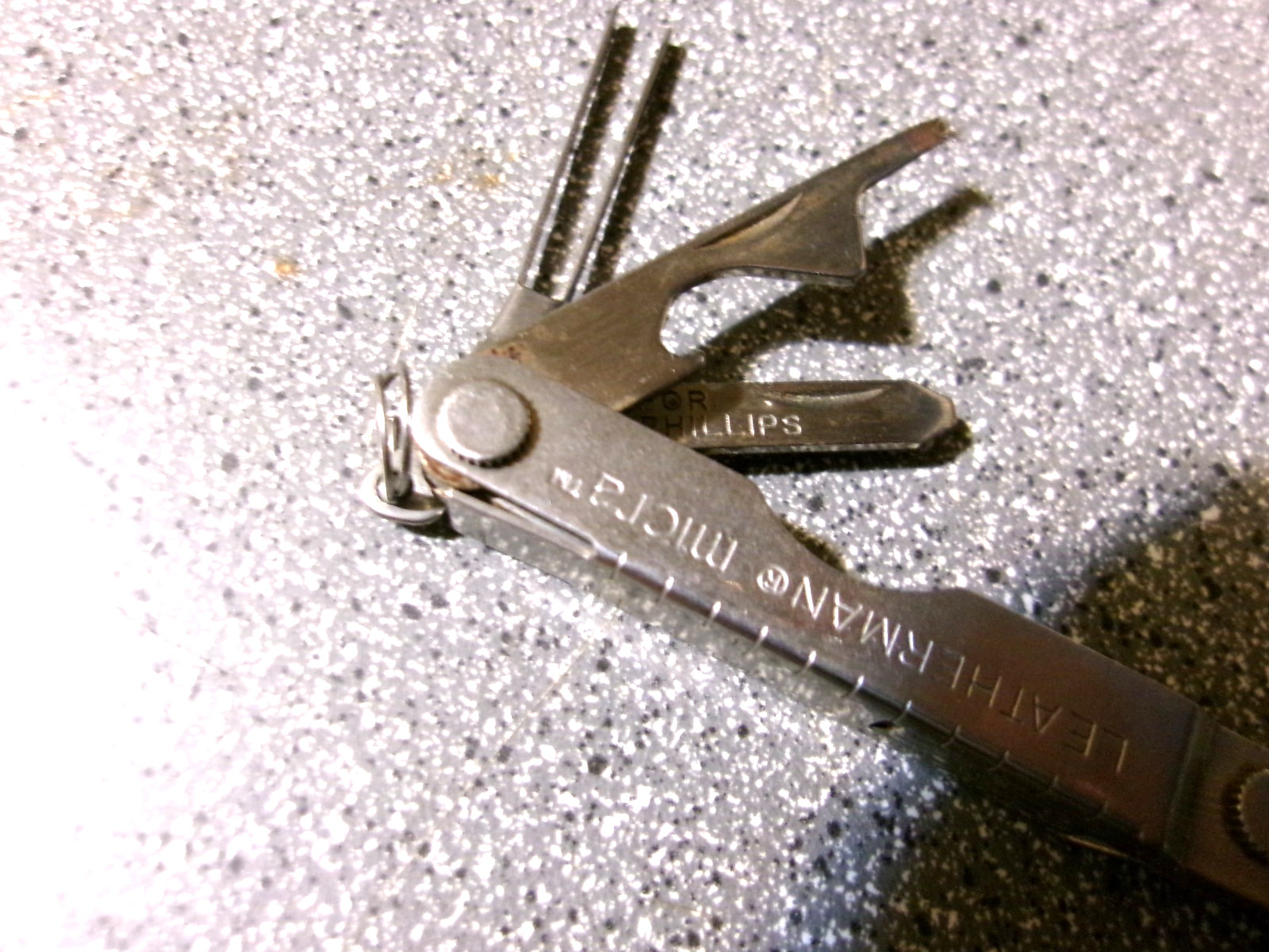 ‘Leatherman – Micra’ Multi-Tool USA 6 Bits and a Scissors Keychain Ceo