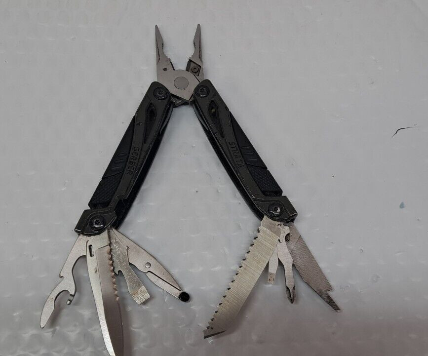 Gerber Strata EDC Compact Folding Pocket Knife Multi-Tool Discontinued 11/1/8