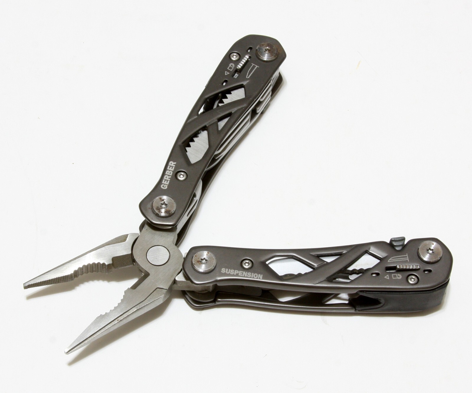 Gerber Suspension Multi-Tool Knife Needle Nose Pliers With Black Nylon Sheath