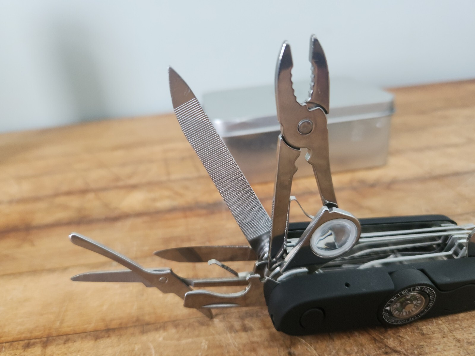 Whiz Tool – Ultimate Multitool Pocket Tool – 24 Functions, Lightweight – New
