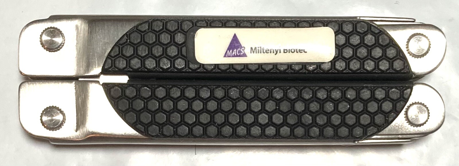 Stainless Steel Multi Tool Rubber Grip Folding 12 Function EUC