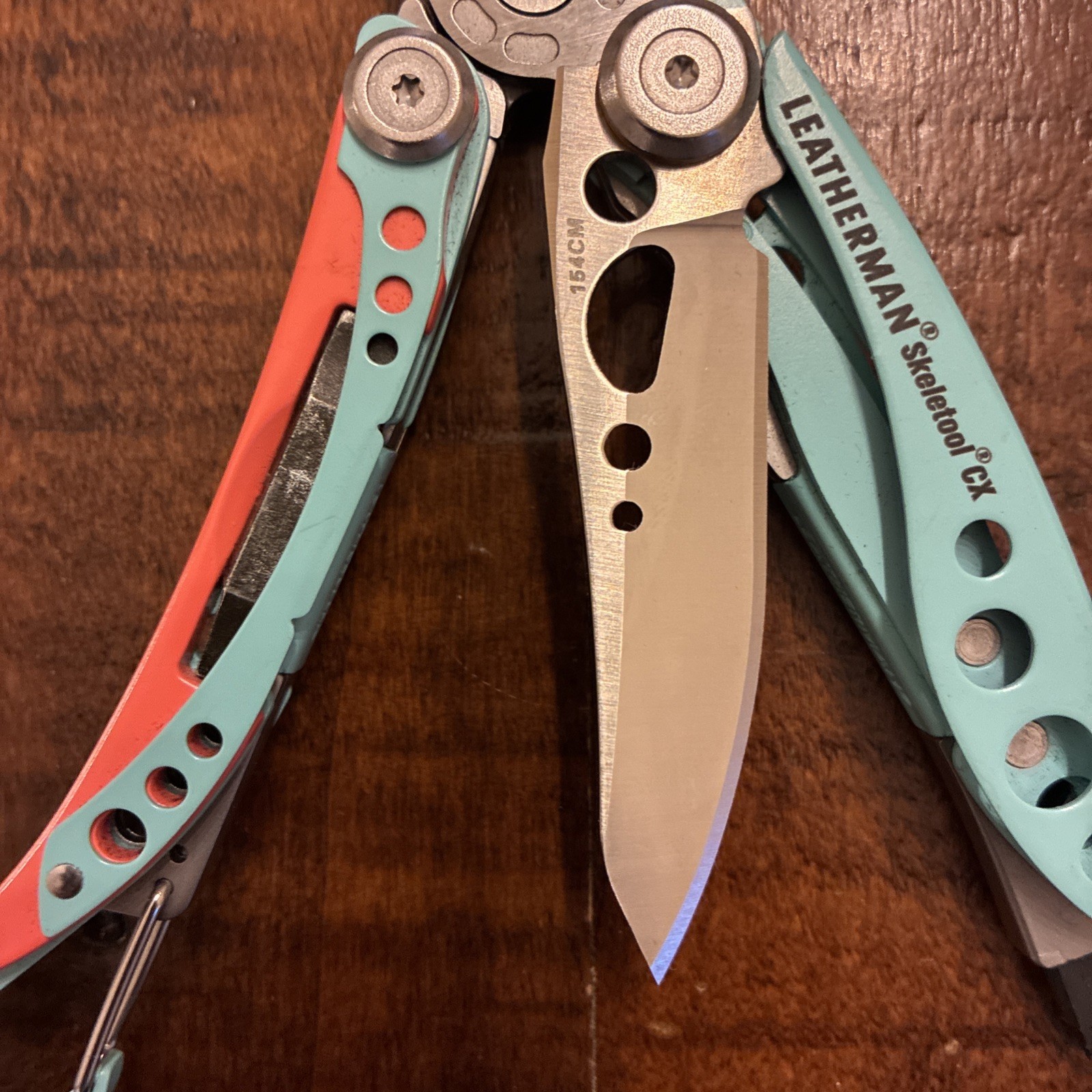 Leatherman Skeletool CX Paradise Multi Tool Straight Blade – Excellent