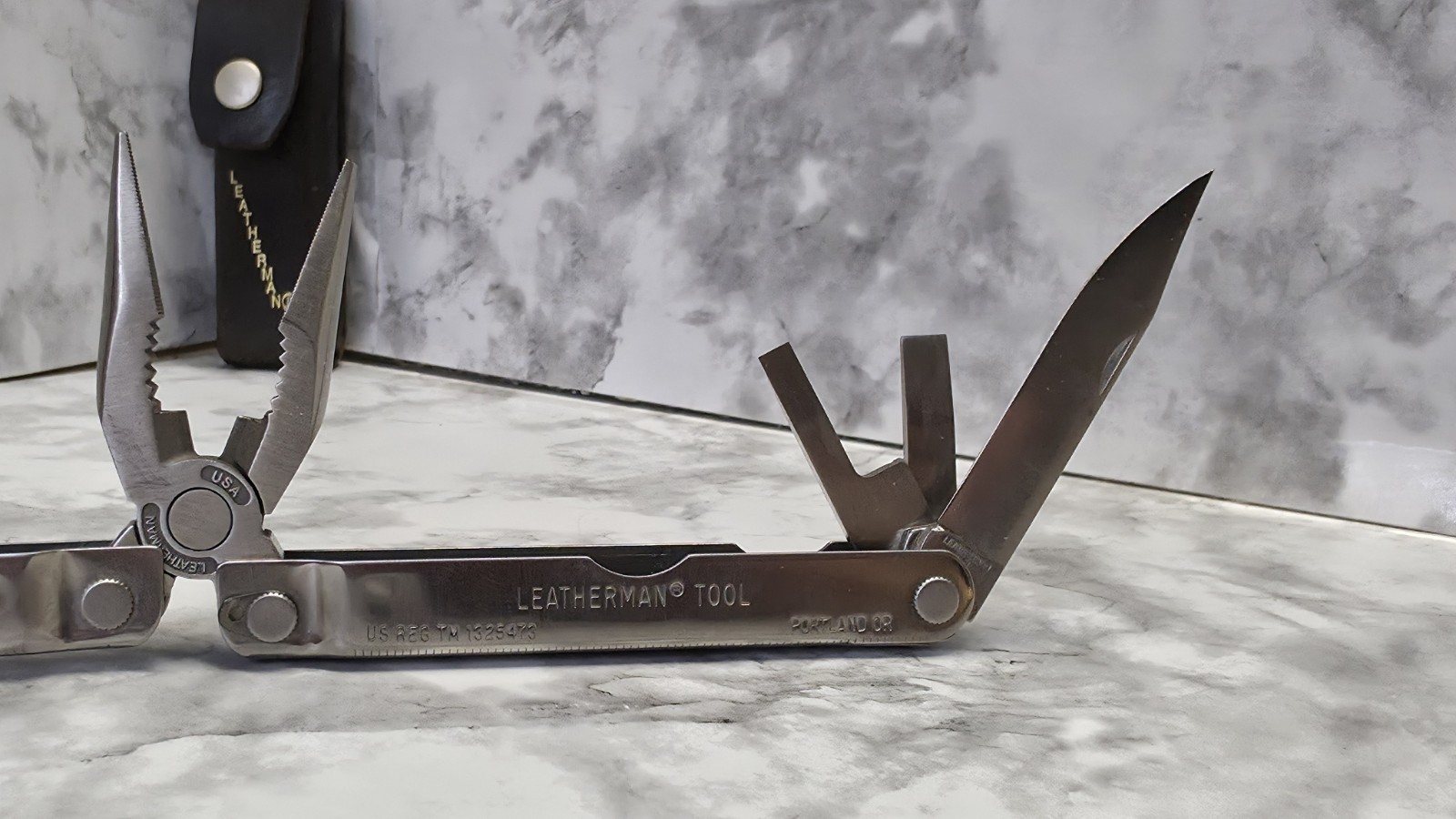 Vintage Leatherman Pocket Survival Tool PST Multi-Tool with Leather Pouch
