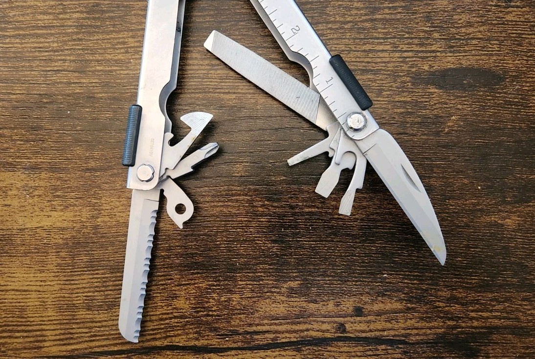 Gerber MP600 Multi-Tool Multi-Plier Needle Nose Silver w/ Sheath – Great X4