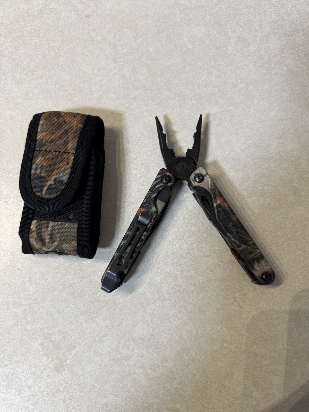 Leatherman Charge camo