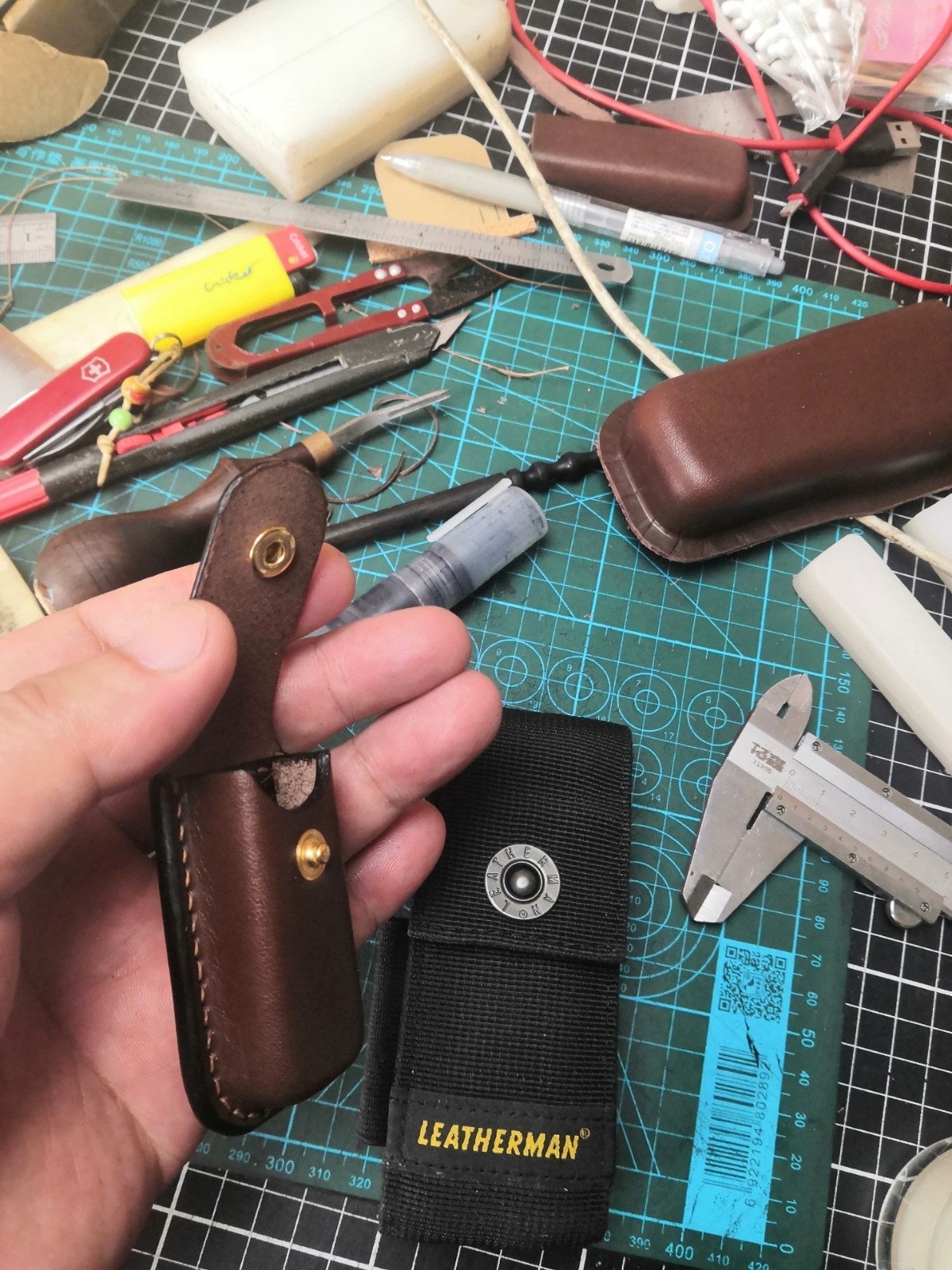 Leather Sheath For Leatherman Squirt PS4-Italian Tuscany Veg-Tanned,Multi-Color