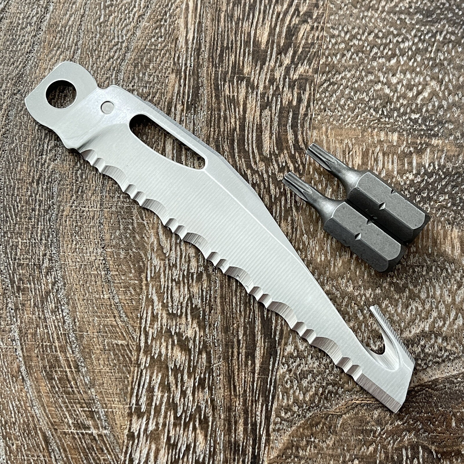 Parts Mod Replacement Leatherman Charge TTi Wave Plus: Serrated Knife Blade Hook