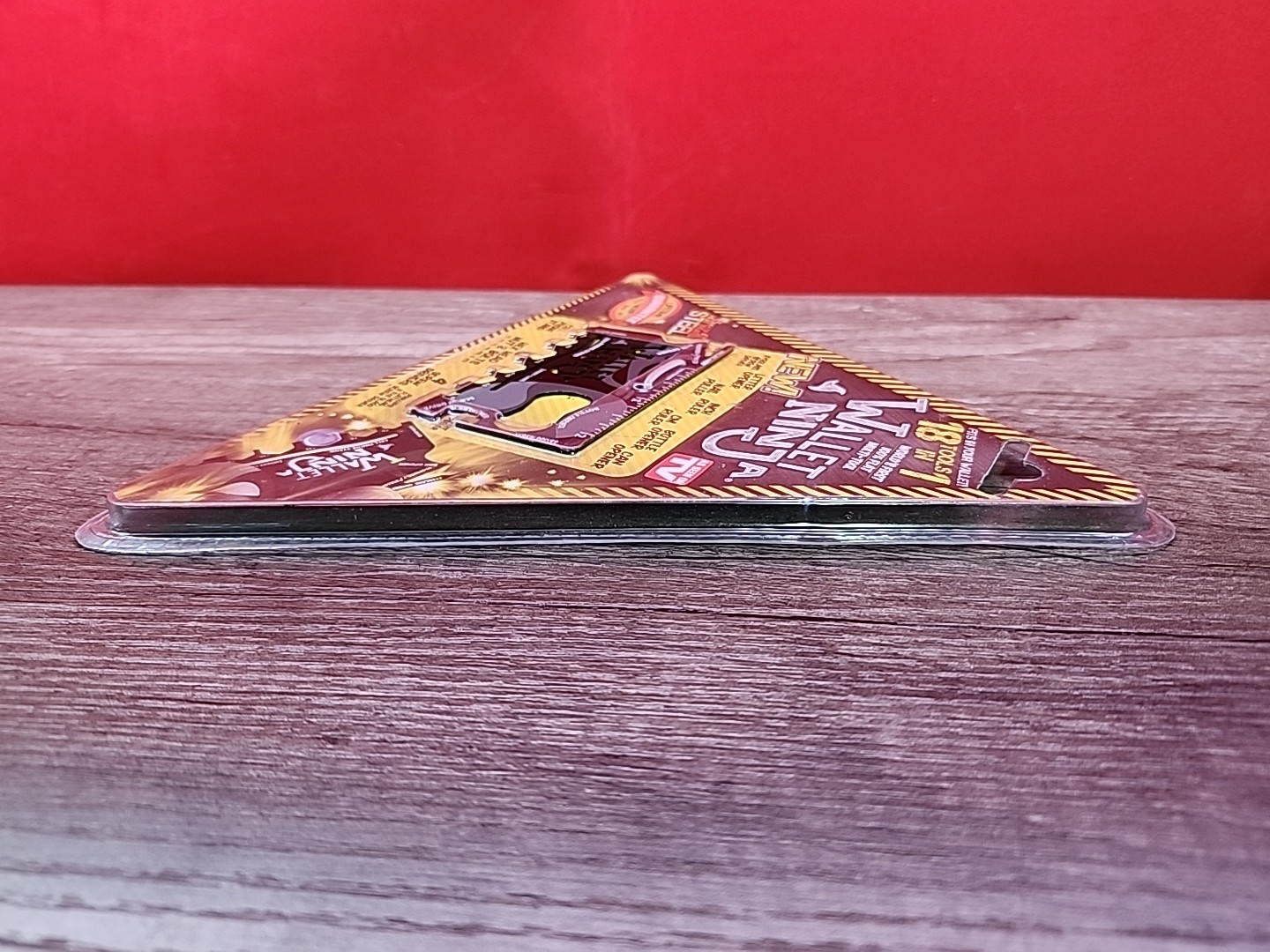 18-in-1 Wallet Ninja Multi-Tool Card Pocket Size NEW!
