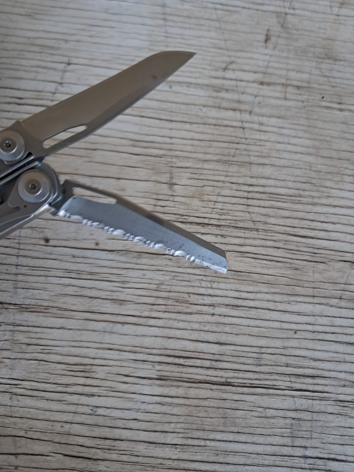 Leatherman Surge Multi Tool