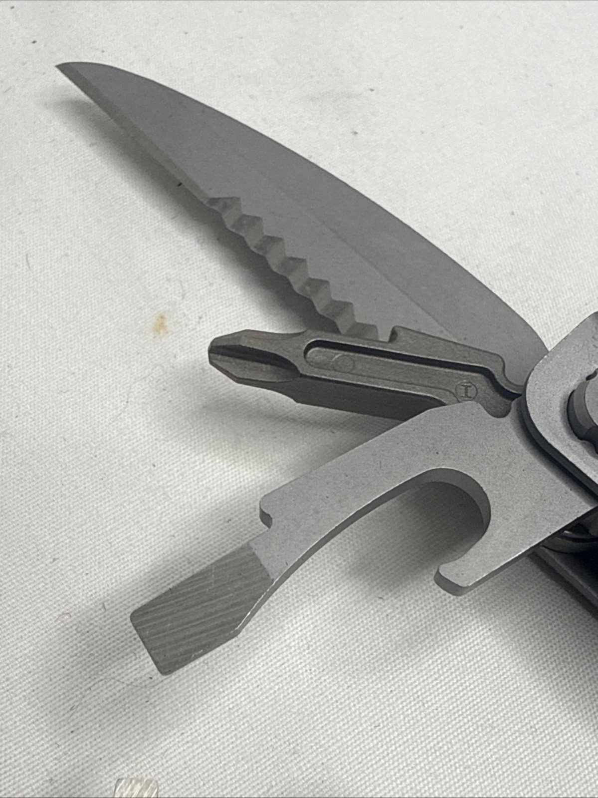 Gerber Vintage Stainless Steel Needlenose MP400 Multi-Tool!