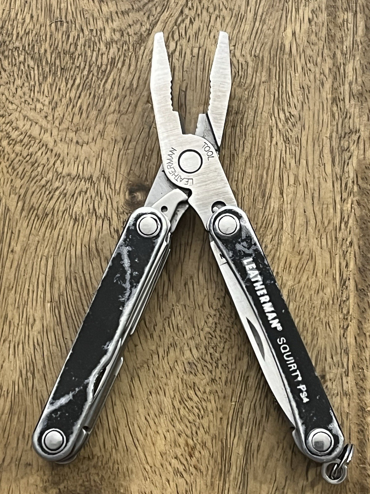 RETIRED Leatherman Squirt PS4 MultiTool Black DISCONTINUED