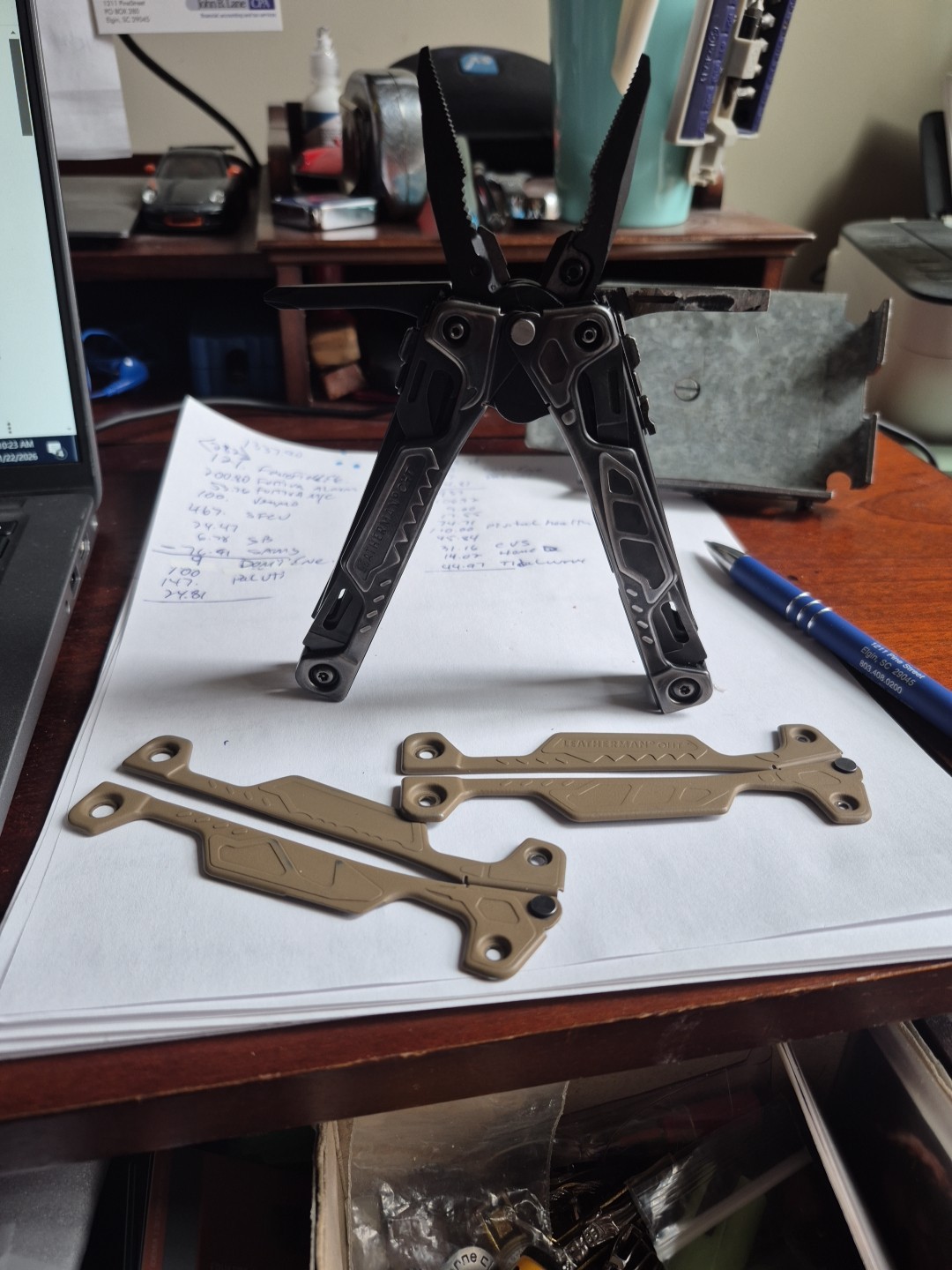 Leatherman One Hand Tool (OHT) Multitool Black Oxide