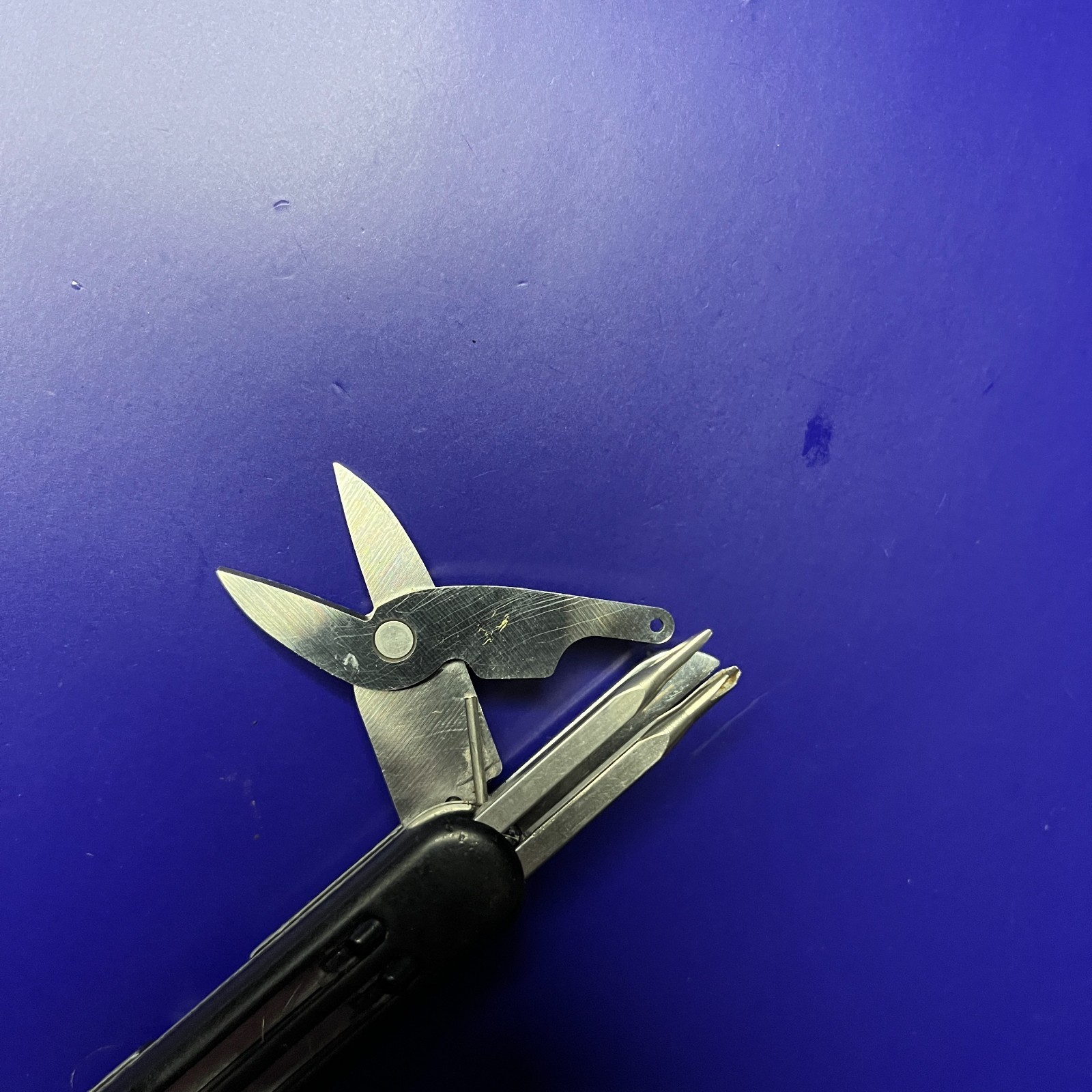 Gerber Fiskars Folding Multi-Tool Knife Keychain