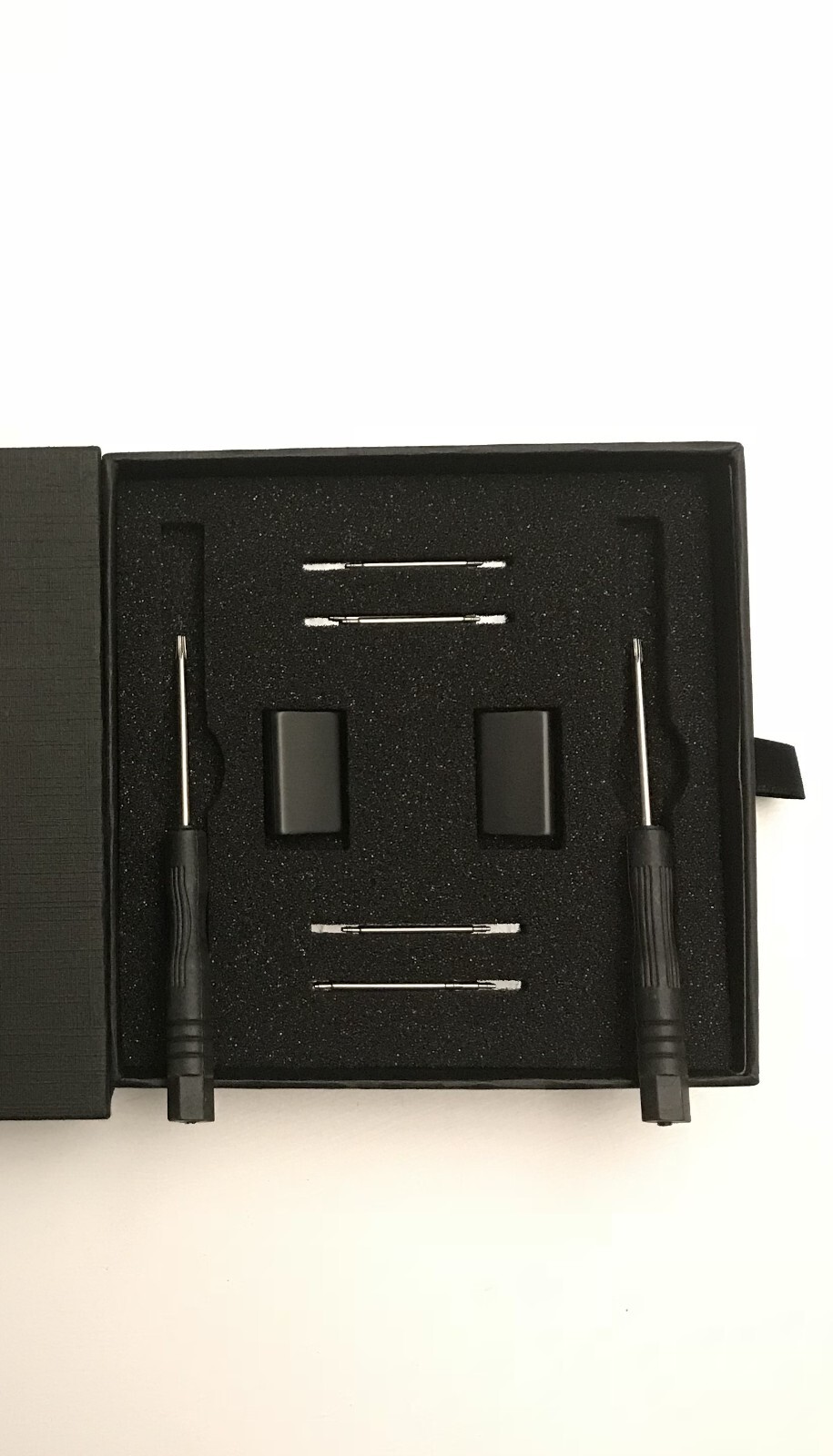BestTechTool (BTT) watch adapter compatible with **LEATHERMAN TREAD / TREAD LT**