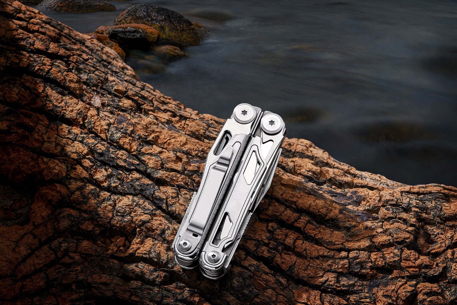 Military Multi Tool Army Survival Multifunction Tool All Purpose Folding Knife