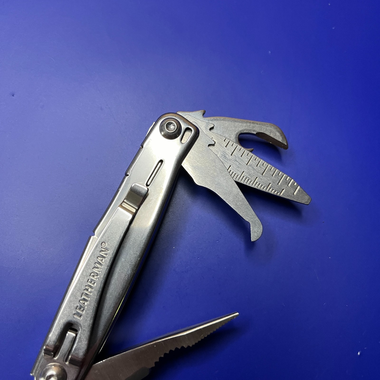 Leatherman Stainless Steel Wingman Multi Tool Scissors Knife Plier