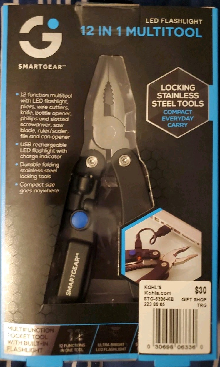 Smartgear Flashlight Multitool 12-in-1 LED rechargeable flashlight New in Box