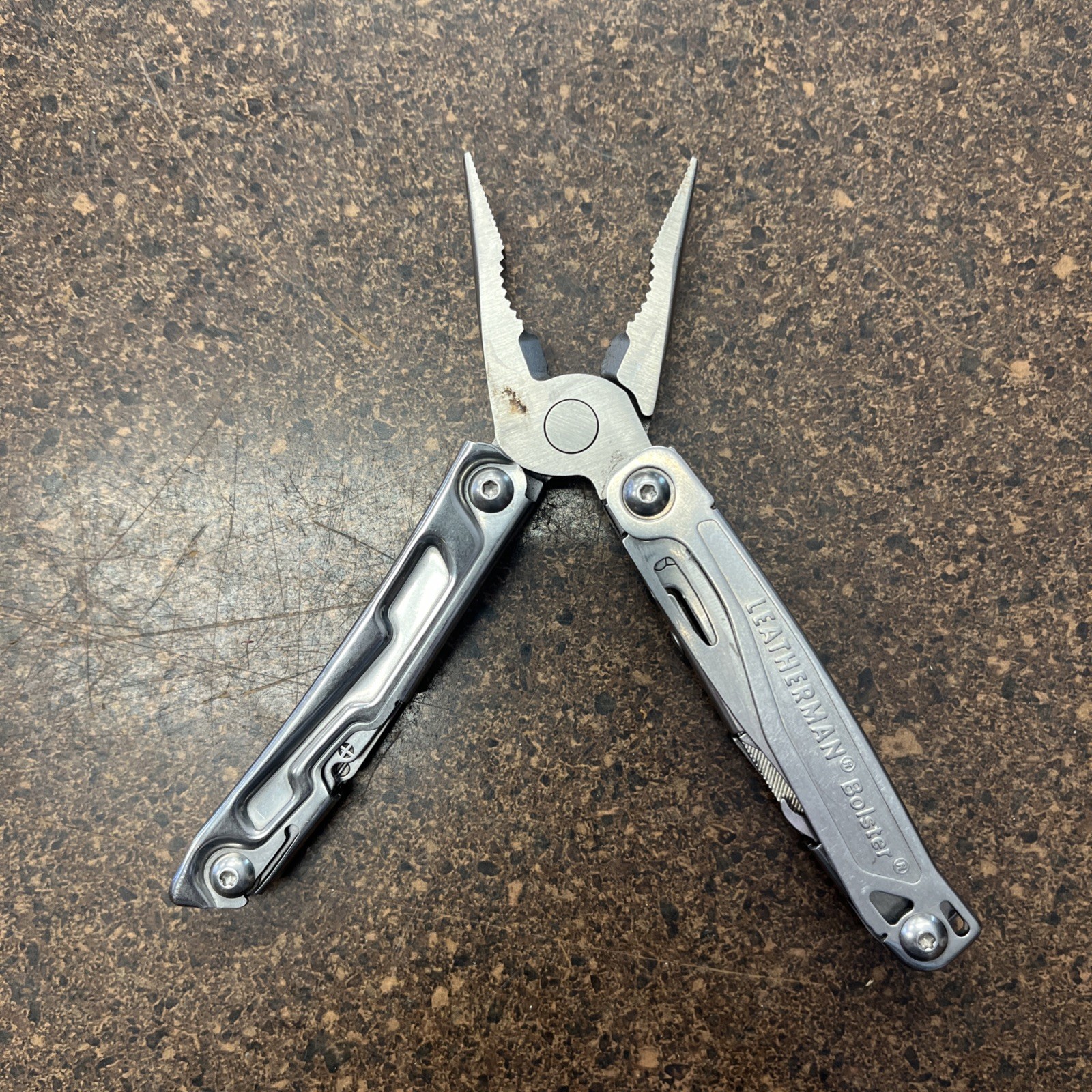 LEATHERMAN BOLSTER 13 TOOL STAINLESS STEEL MULTI-TOOL, L24