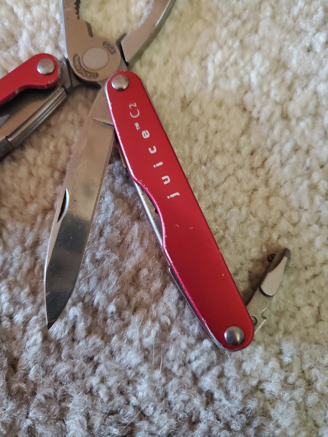 Leatherman Juice C2 Red multi-tool Collectible USA