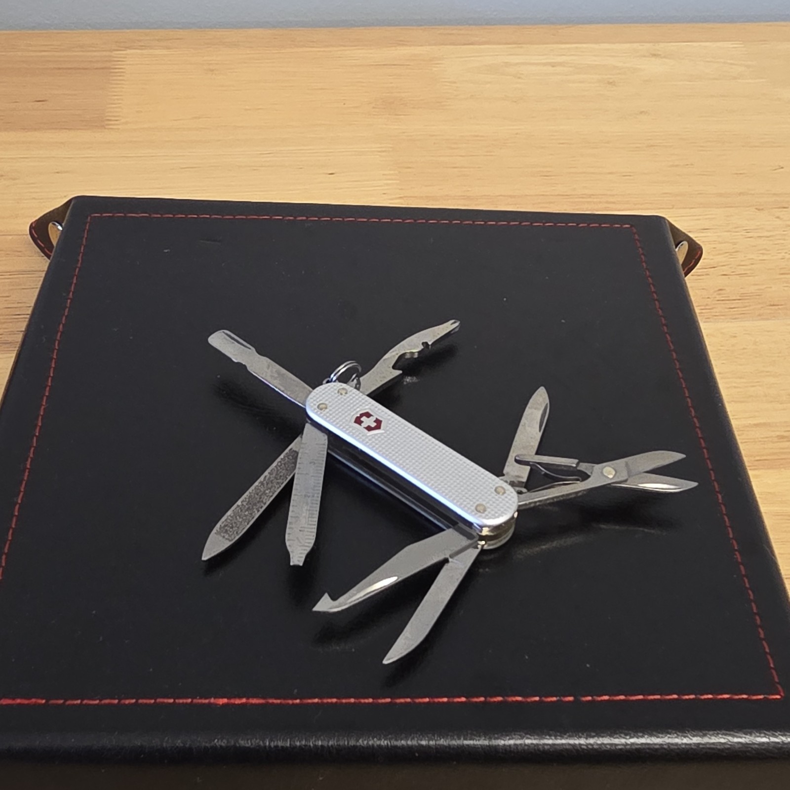 Victorinox MiniChamp Alox Multi-Tool Stainless Steel 0.6381.26