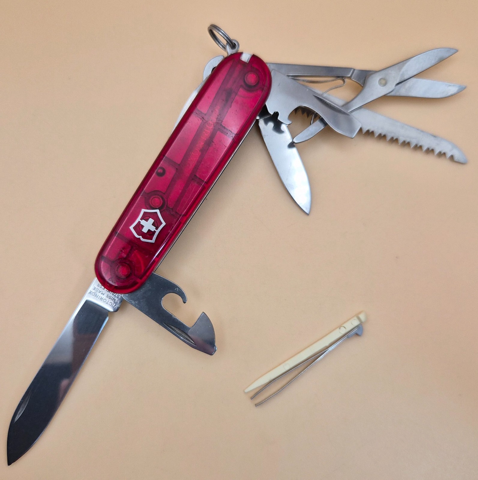 Victorinox HUNTSMAN Ruby Red Swiss Army Knife – Good Condition