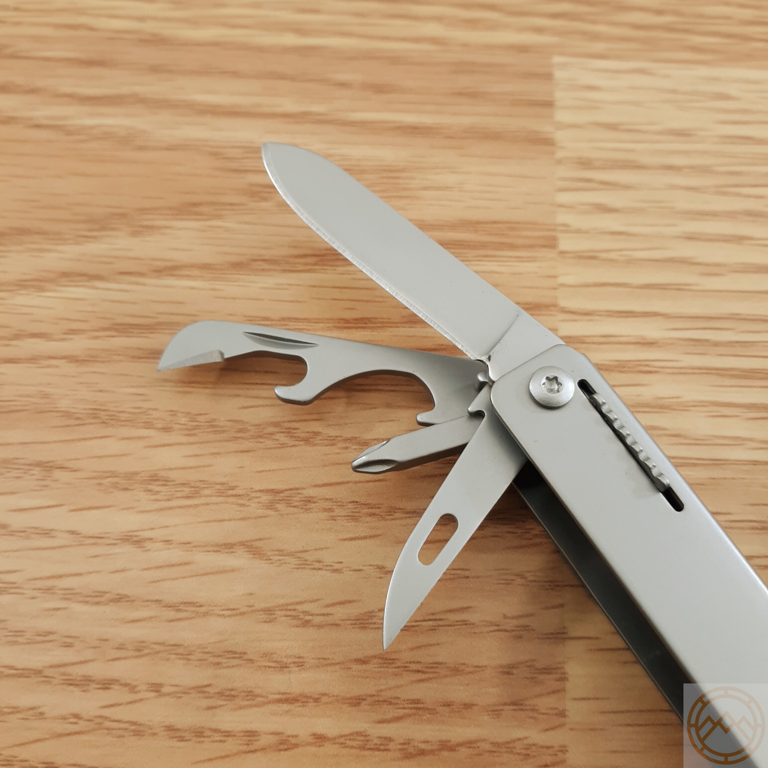 ROXON M3 Mini Multi-Scissors Box/Bottle Openers Hygiene Screwdrivers Knife Awl