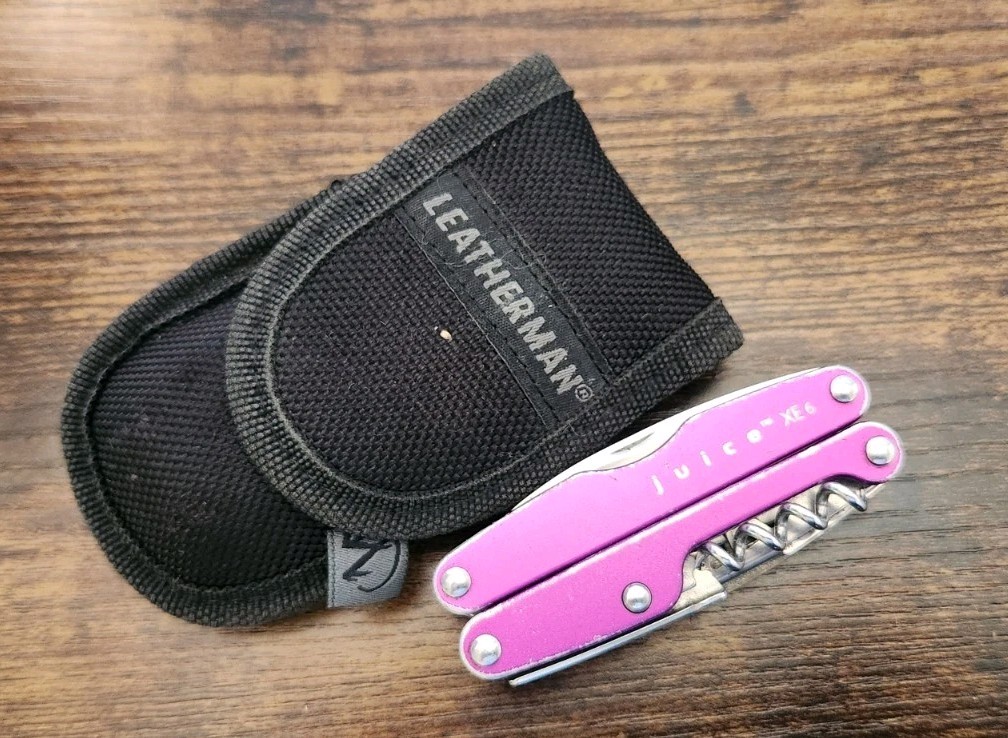 RARE Leatherman Juice XE6 Purple Thunder w/ Sheath – Great Condition D70