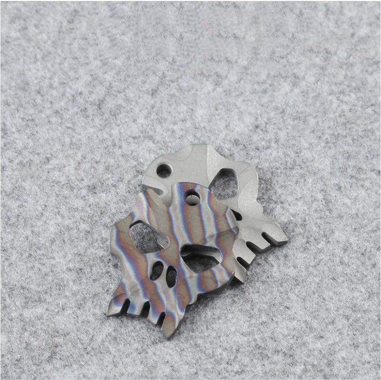 Titanium Alloy Skull EDC Lanyard Pendant Bead Keychain Fashion Necklace Sinker