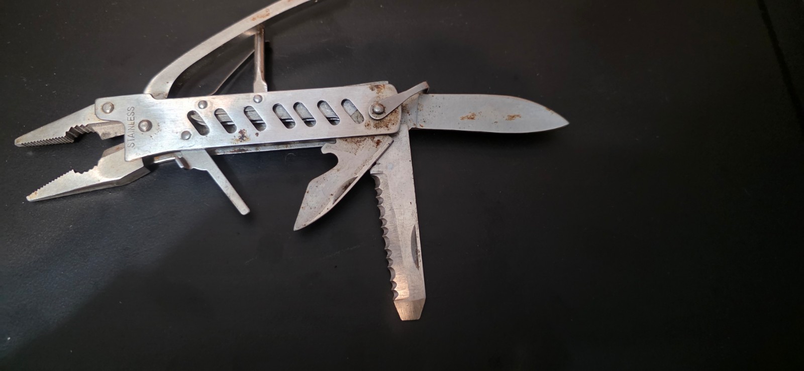 Vintage Mini Multi-Tool Pliers Pocket Knife Stainless Steel China Repair [613]