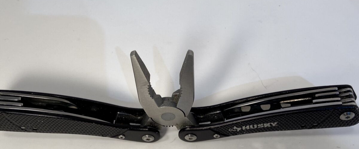 Husky 10 in 1 Folding Pocket Multi Tool Kit Stainless Pliers Knife File – Black