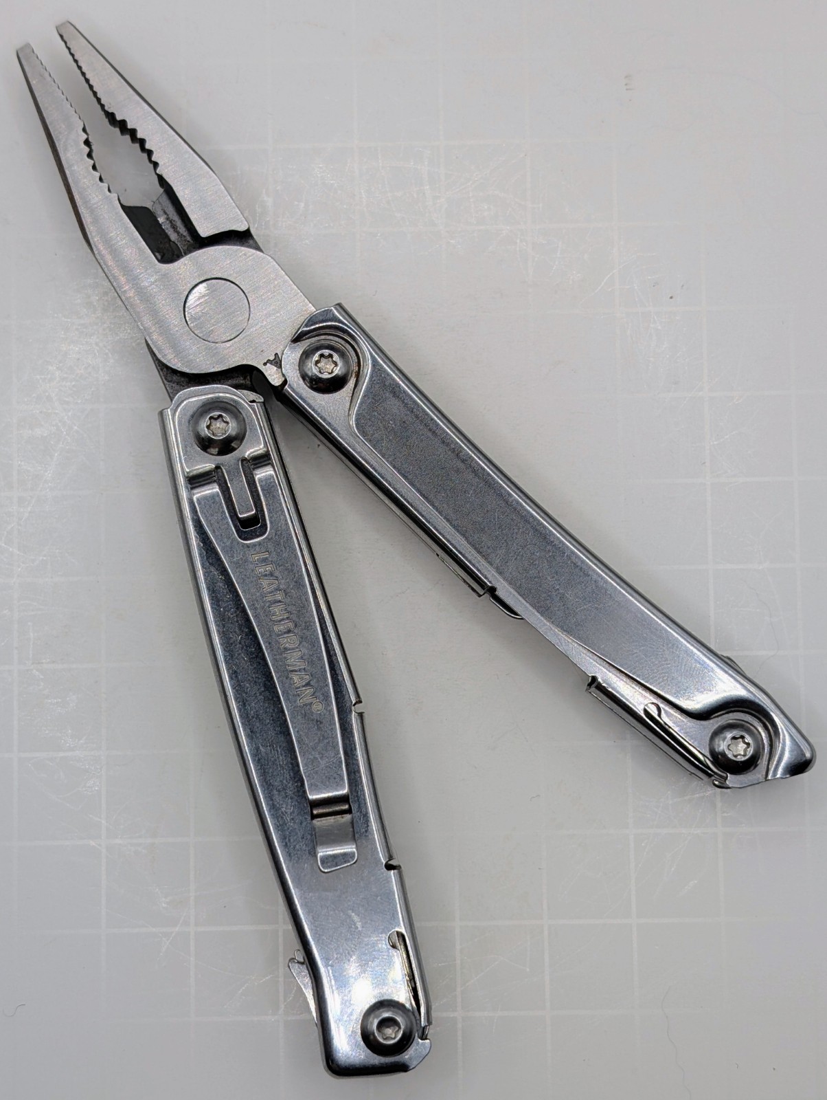 Leatherman Rev 14-In-1 Stainless Steel EDC Straight Blade Multitool & Pliers